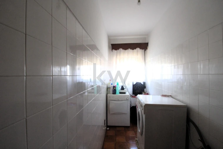 Moradia T4 para Venda em Vila de Cucujães Foto 10