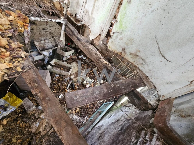 Moradia T2 para Venda em Estreito de Camara de Lobos Foto 19