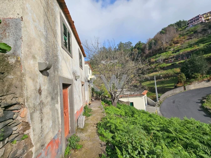 Moradia T2 para Venda em Estreito de Camara de Lobos Foto 12