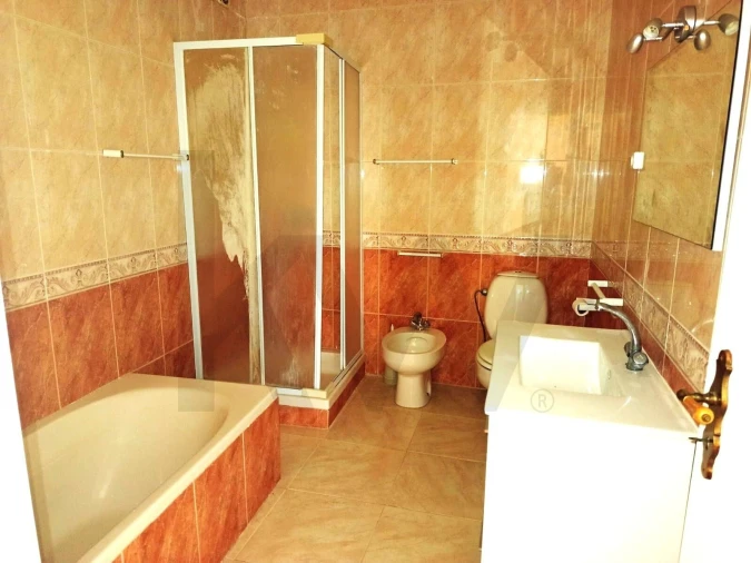 Apartamento T2 para Venda em Reguengo Grande Foto 14