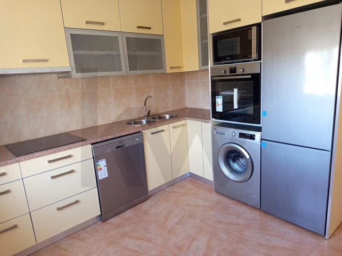 Apartamento T2 para Venda em Reguengo Grande Foto 7