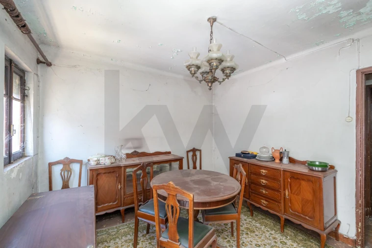 Moradia T5 para Venda em Sé Nova, Santa Cruz, Almedina e São Bartolomeu Foto 16