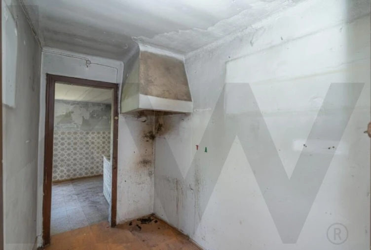 Moradia T5 para Venda em Sé Nova, Santa Cruz, Almedina e São Bartolomeu Foto 15