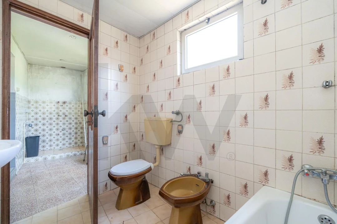 Moradia T5 para Venda em Sé Nova, Santa Cruz, Almedina e São Bartolomeu Foto 8