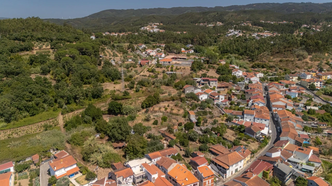 Moradia T5 para Venda em Sé Nova, Santa Cruz, Almedina e São Bartolomeu Foto 24
