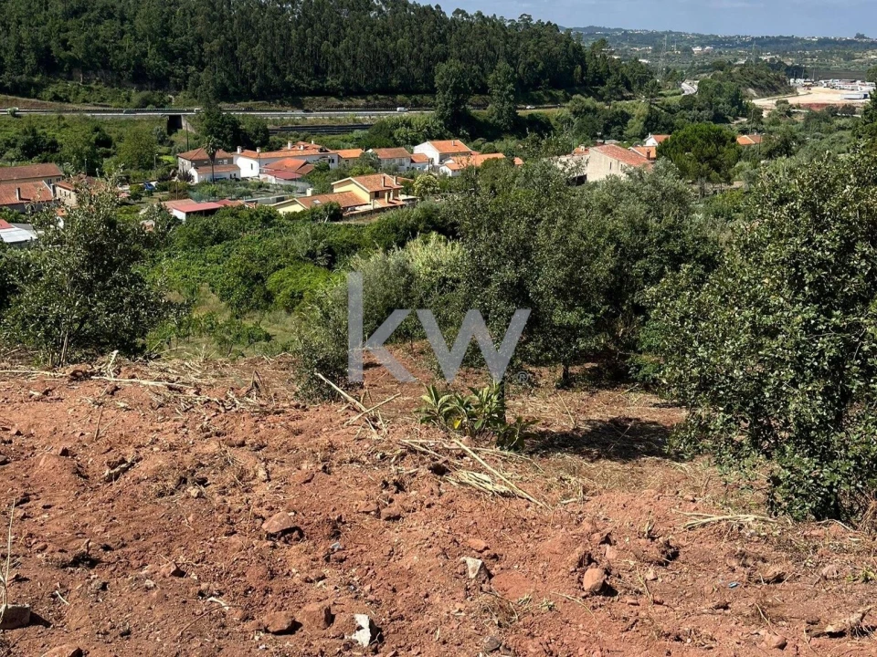 Terreno para Venda em Souselas e Botão Foto 1