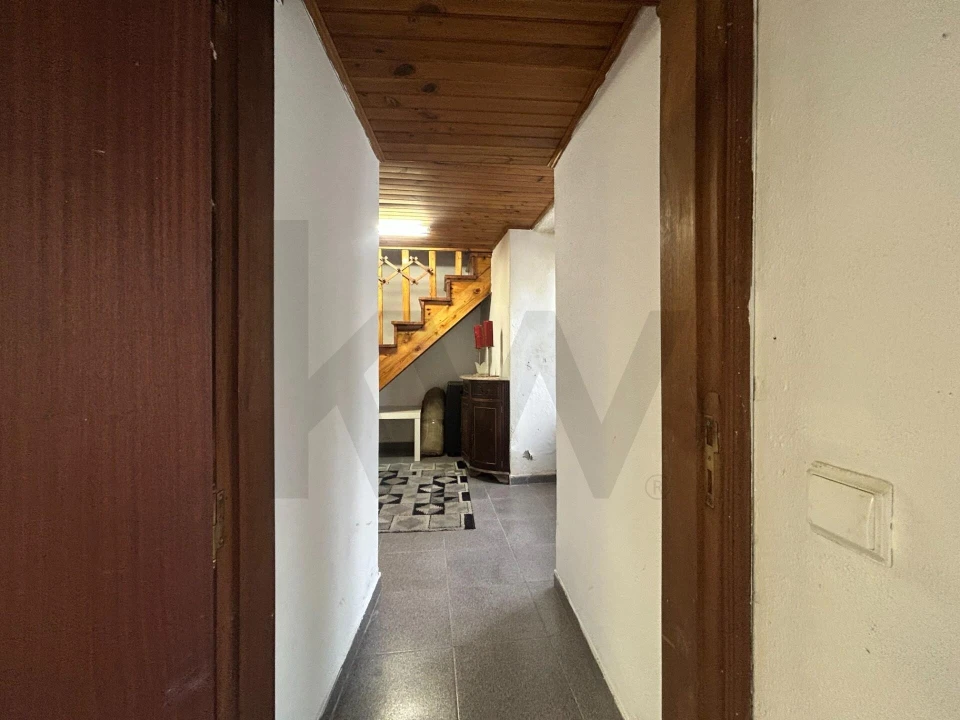 Moradia T4 para Venda em Midões Foto 12