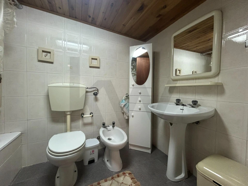 Moradia T4 para Venda em Midões Foto 15