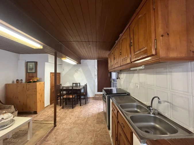 Moradia T4 para Venda em Midões Foto 8