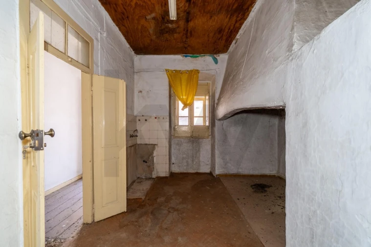 Prédio para Venda em Almodôvar e Graça dos Padrões Foto 11