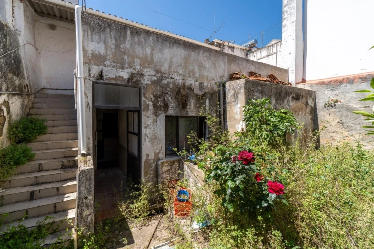 Prédio para Venda em Almodôvar e Graça dos Padrões Foto 43