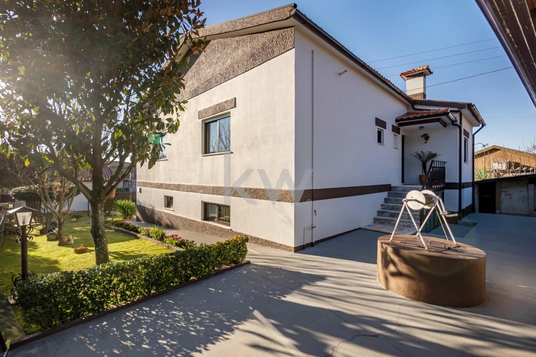 Moradia T4 para Venda em Sobreira Foto 32