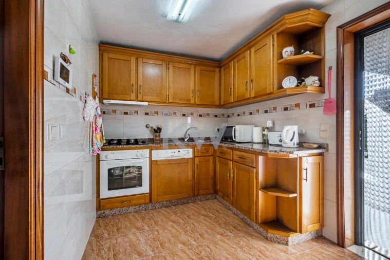 Moradia T4 para Venda em Sobreira Foto 15