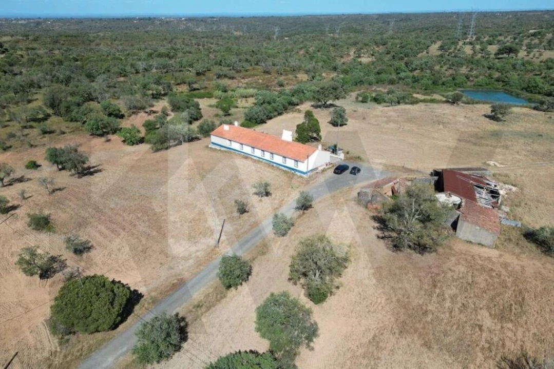 Quinta T6 para Venda em São Francisco da Serra Foto 27