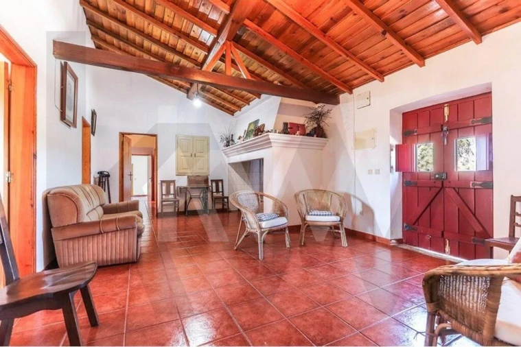 Quinta T6 para Venda em São Francisco da Serra Foto 6