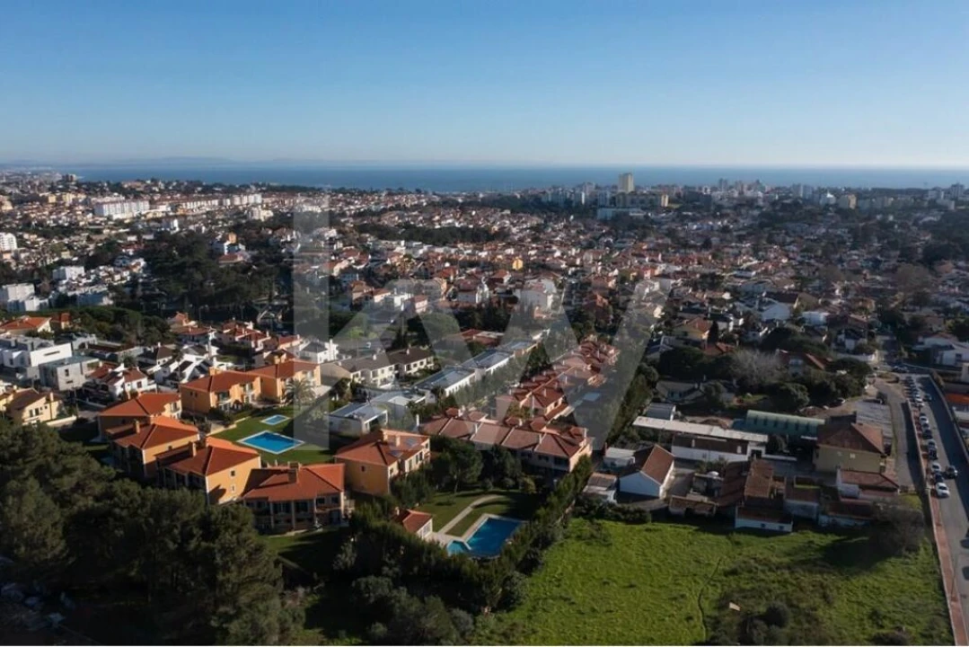 Moradia T4 para Venda em Cascais e Estoril Foto 48