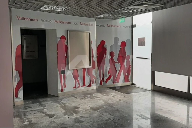 Loja para Venda em Campolide Foto 20