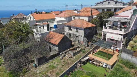 Moradia T5 para Venda em Arco da Calheta