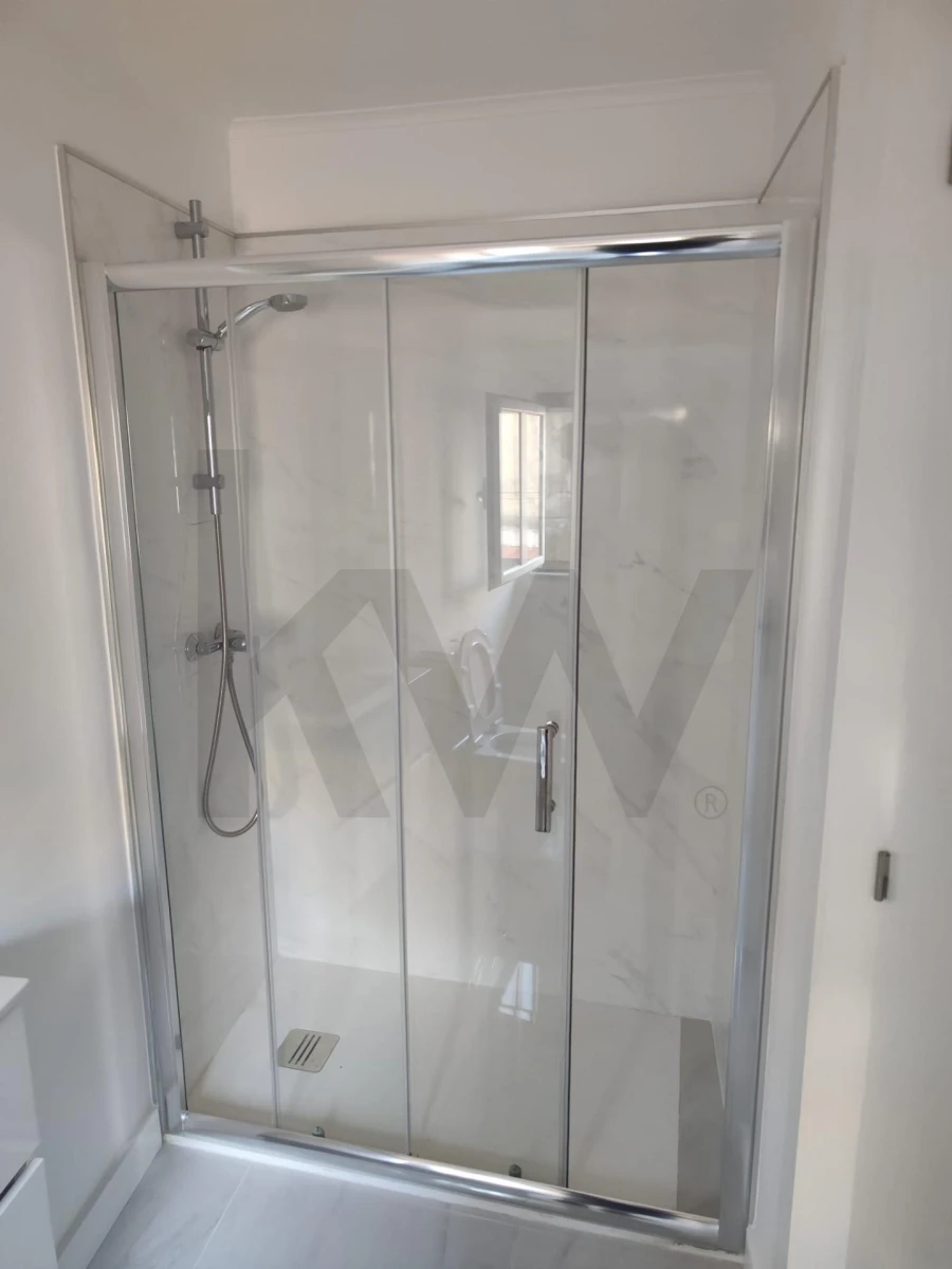 Apartamento T1 para Arrendamento em Santa Maria Maior Foto 6