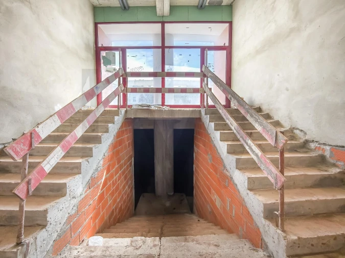 Loja para Arrendamento em Barcarena Foto 7