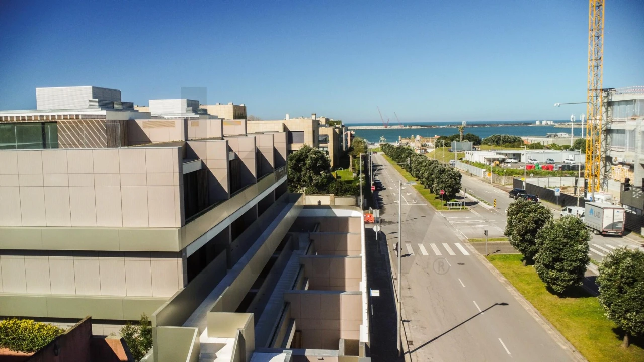 Apartamento T4 para Venda em Aldoar, Foz do Douro e Nevogilde Foto 34