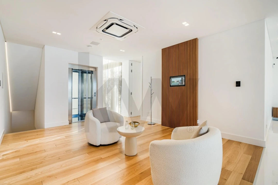 Moradia T6 para Venda em Quinta do Conde Foto 17