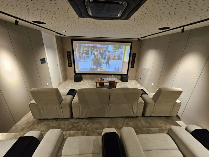 Moradia T6 para Venda em Quinta do Conde Foto 32