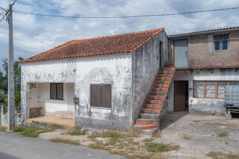 Moradia T5 para Venda em Antuzede e Vil de Matos Foto 17