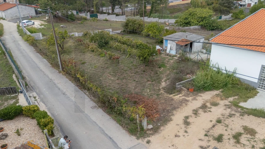 Moradia T5 para Venda em Antuzede e Vil de Matos Foto 23