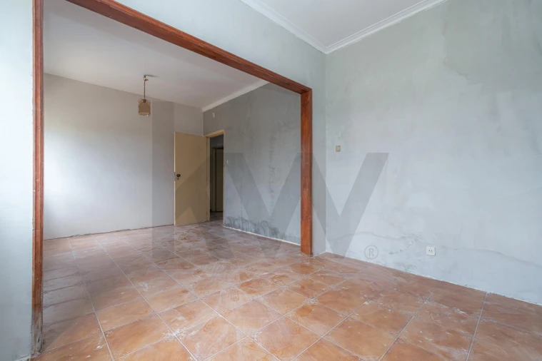 Moradia T5 para Venda em Antuzede e Vil de Matos Foto 7