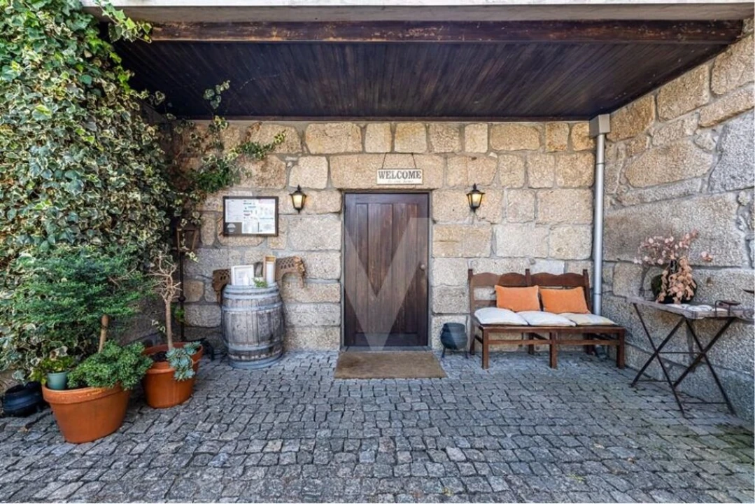 Moradia T4 para Venda em Paredes Foto 3