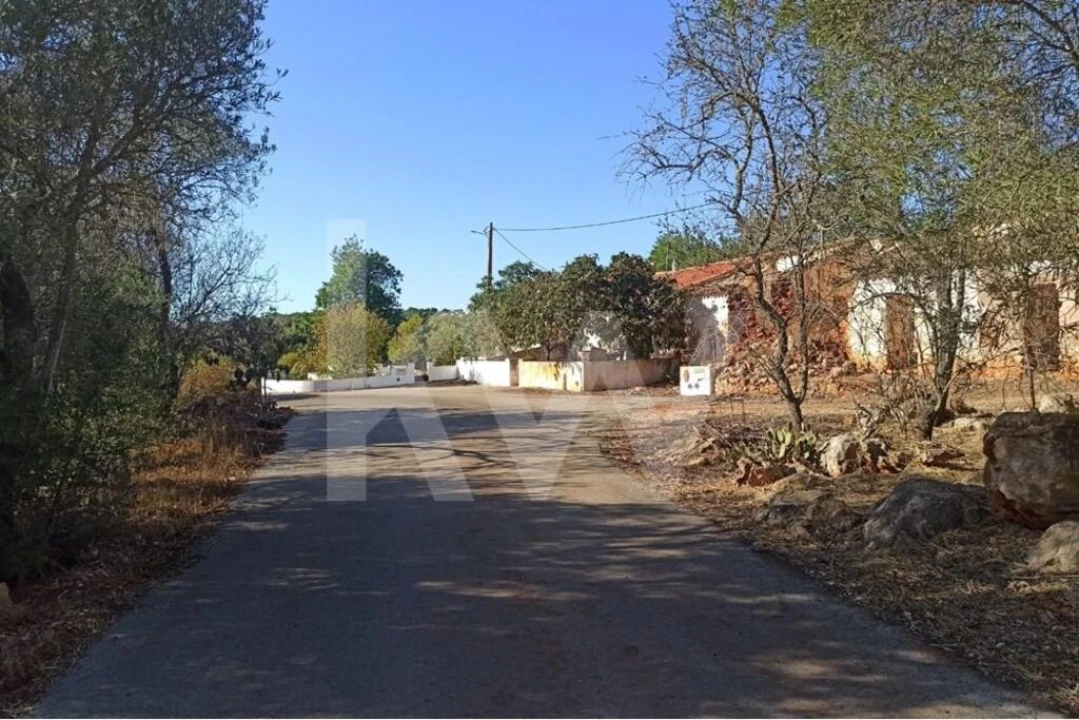 Moradia T5 para Venda em Paderne Foto 3