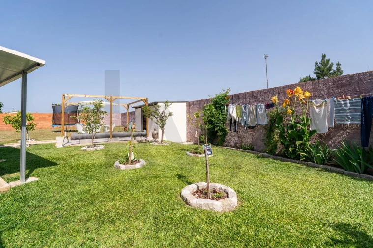 Moradia T4 para Venda em Ponte de Vagos e Santa Catarina Foto 32