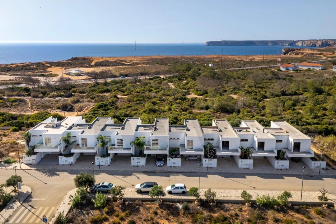 Moradia T3 para Venda em Vila de Sagres Foto 1