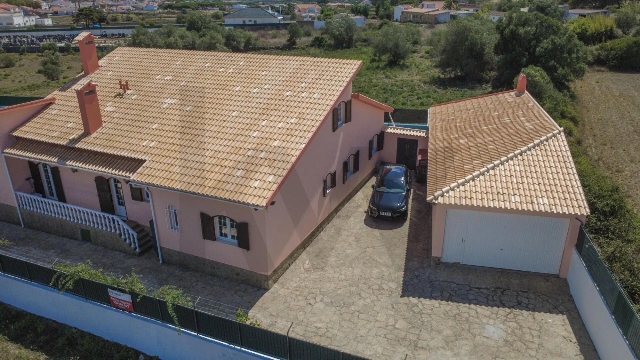 Moradia T5 para Venda em São João das Lampas e Terrugem Foto 10