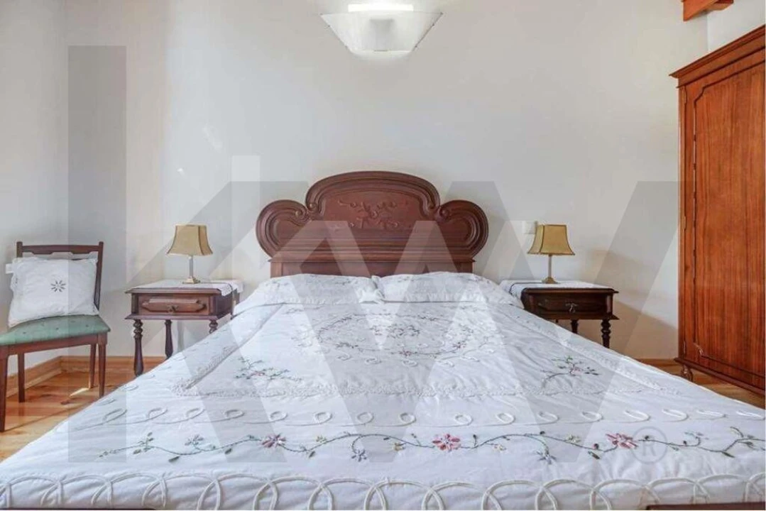 Negócio para Venda em Raposa Foto 135