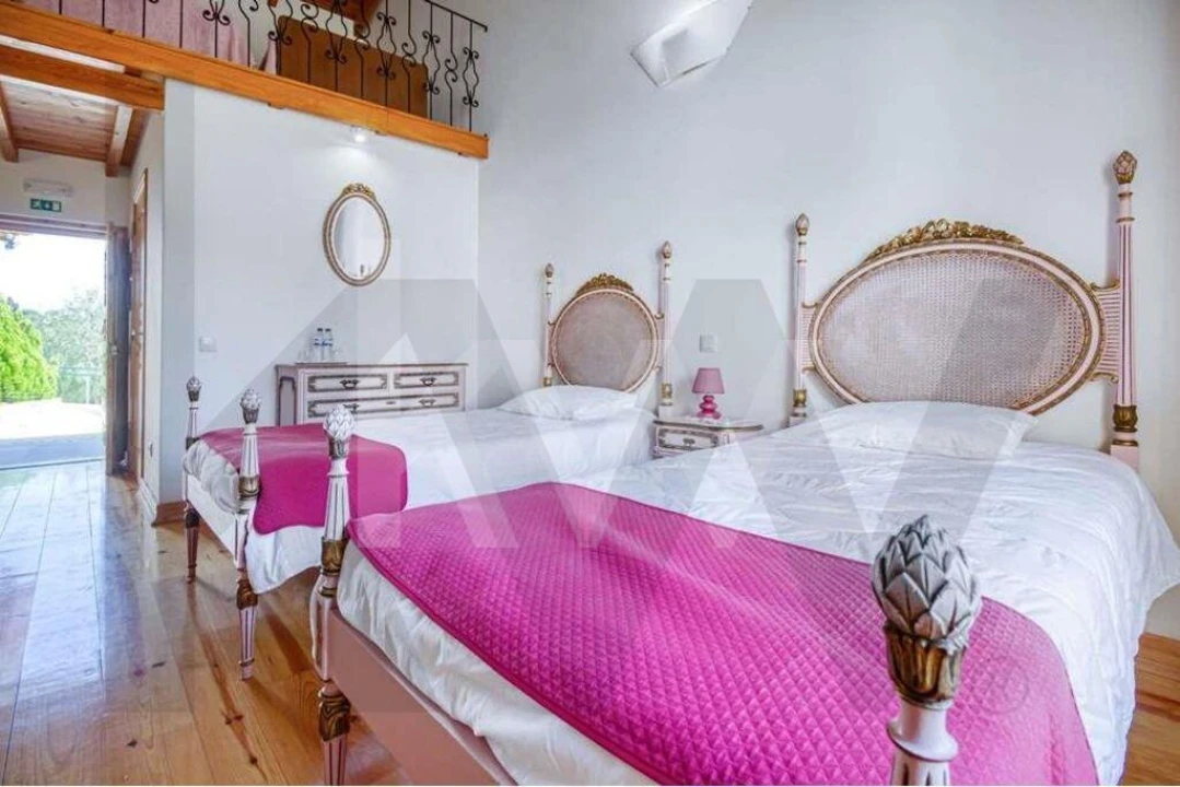 Negócio para Venda em Raposa Foto 123