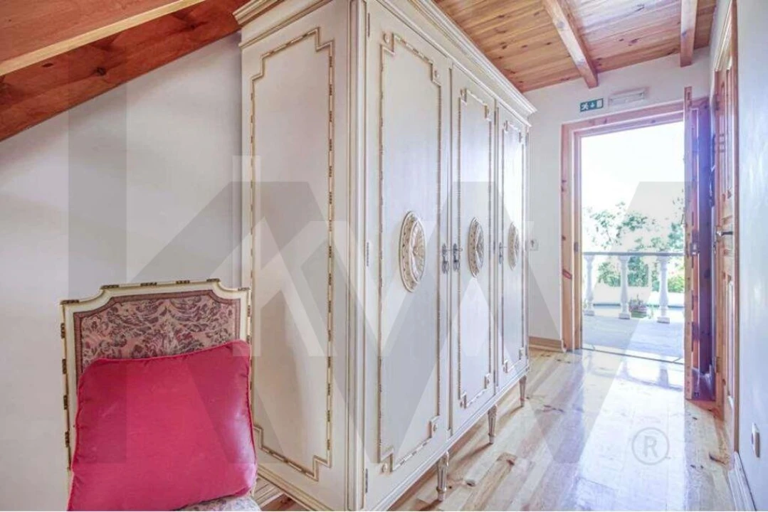 Negócio para Venda em Raposa Foto 150