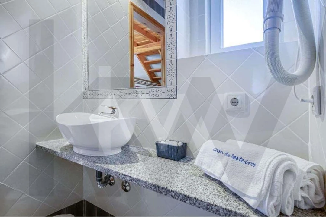 Negócio para Venda em Raposa Foto 129