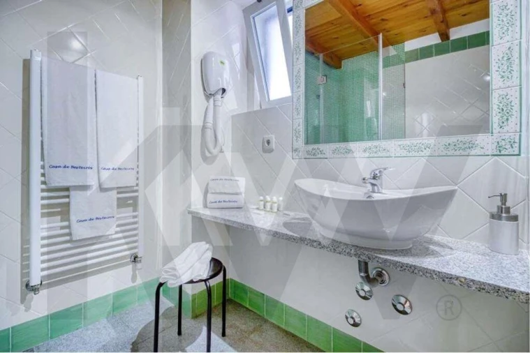 Negócio para Venda em Raposa Foto 177