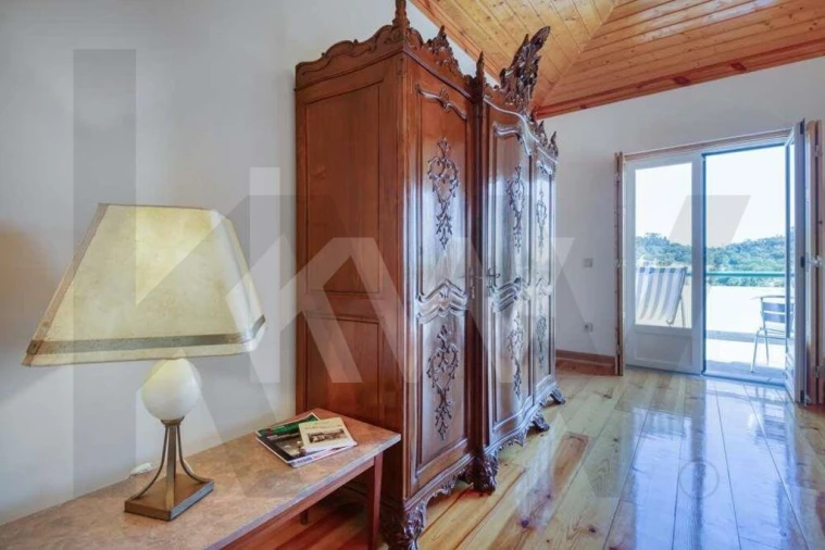 Negócio para Venda em Raposa Foto 47