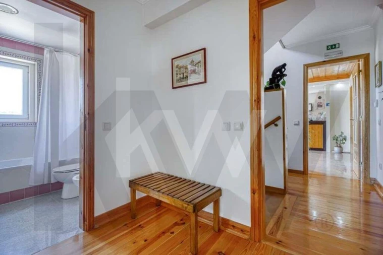 Negócio para Venda em Raposa Foto 84