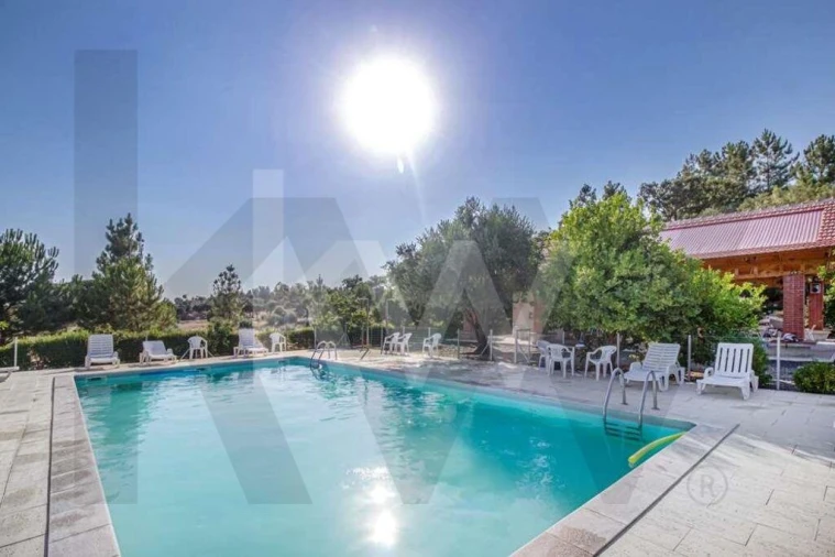 Negócio para Venda em Raposa Foto 13