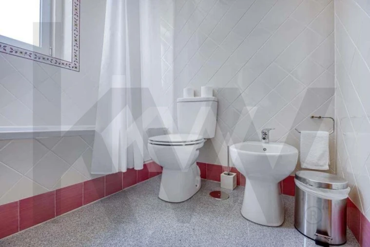 Negócio para Venda em Raposa Foto 87