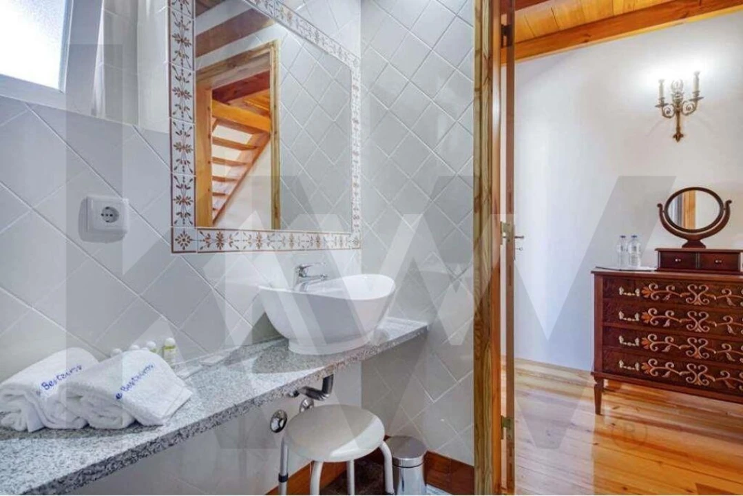 Negócio para Venda em Raposa Foto 153