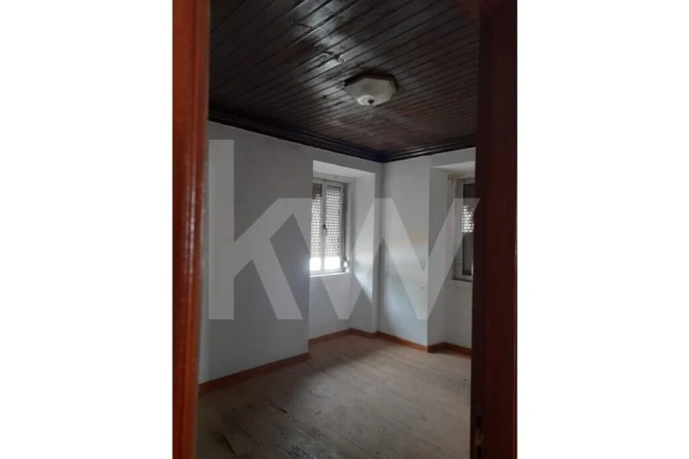 Prédio para Venda em Moçarria Foto 4