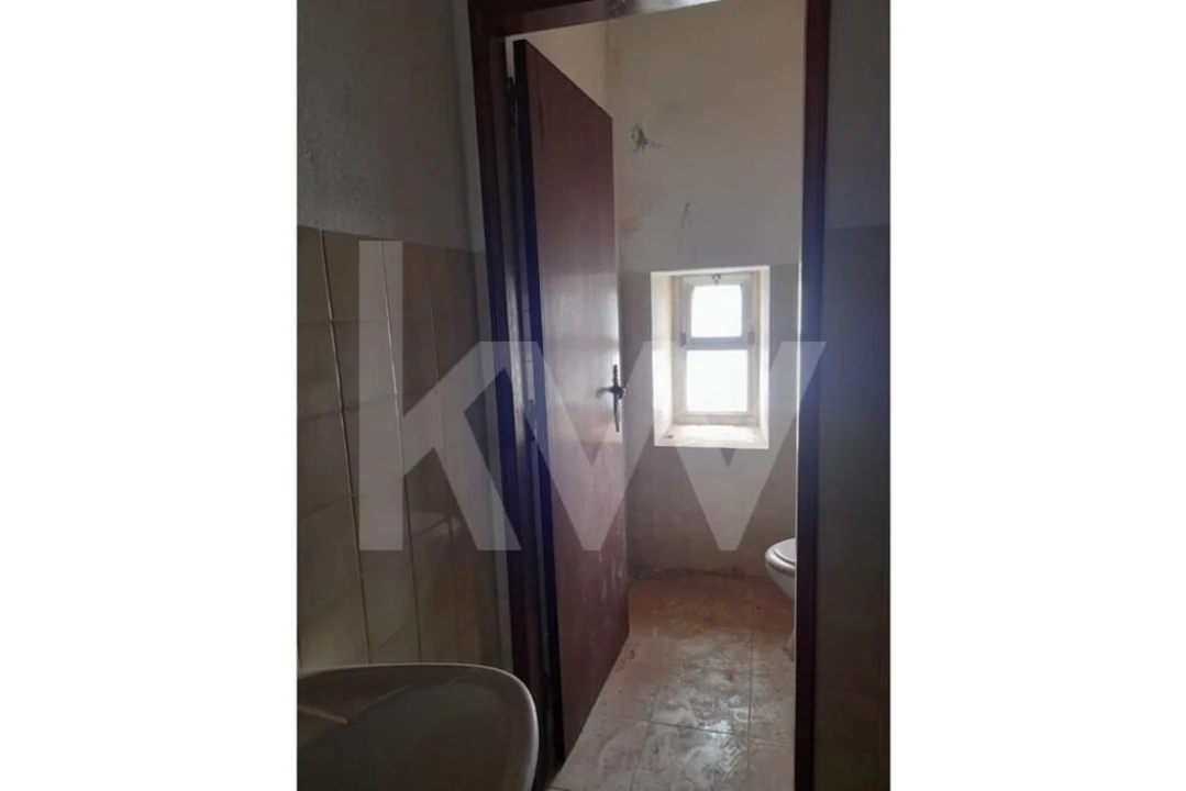 Prédio para Venda em Moçarria Foto 13