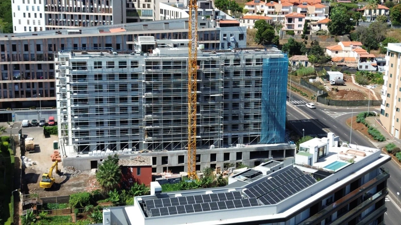 Apartamento T2 para Venda em São Martinho Foto 35