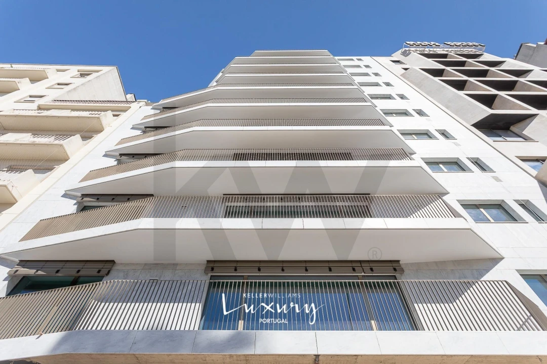 Apartamento T4 para Venda em Alvalade Foto 38