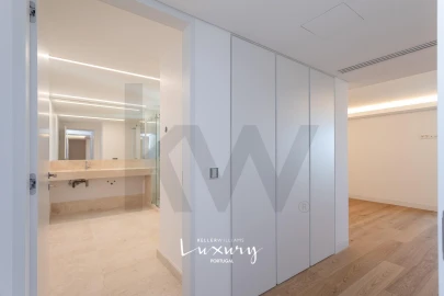 Apartamento T4 para Venda em Alvalade